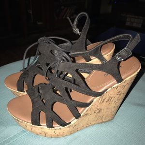 Gently used wedges
